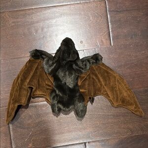 Brown Bat folkmanis puppet